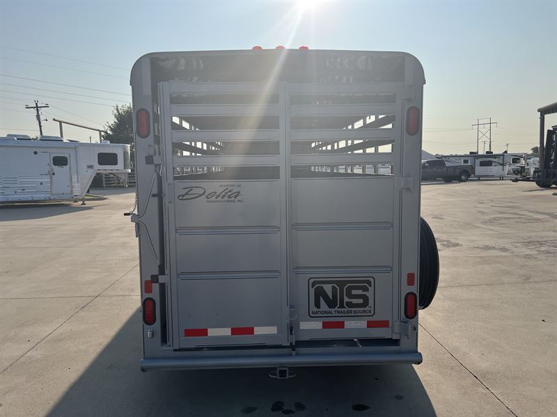 2026 Delta 20' livestock gooseneck trailer