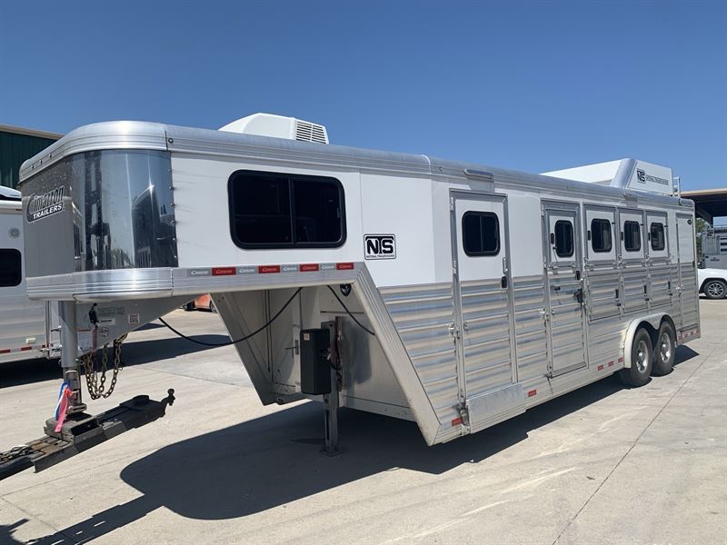 2024 Cimarron 4 Horse Gooseneck Trailer with Trainers Split Tack