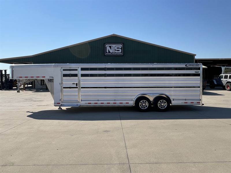 2026 Cimarron 24' livestock gooseneck trailer