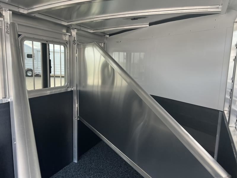2026 Exiss 3 horse bumper pull trailer