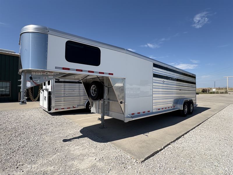 2026 Cimarron 24' livestock gooseneck trailer