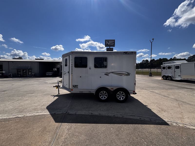 2010 4-Star 2 Horse Bumper Pull Trailer
