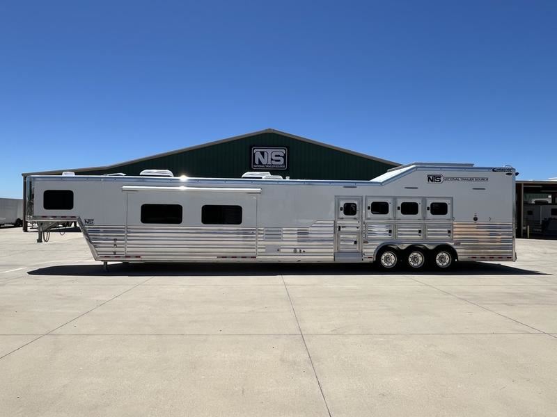 2025 Cimarron 4 Horse Side Load with 23' Outlaw Conversions