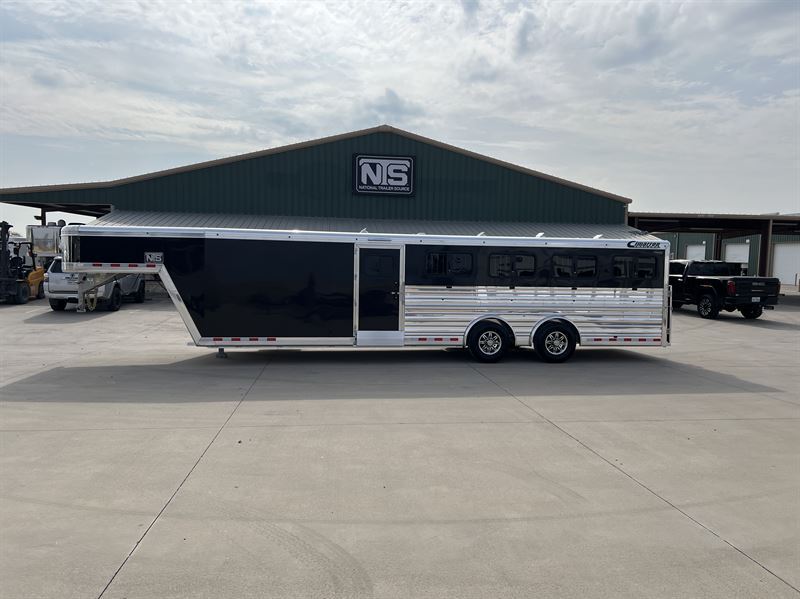 2026 Cimarron 10 pen livestock gooseneck trailer