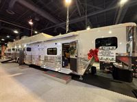 2026 5 horse Cimarron 5 Horse Loft with 21' Outlaw Conversions