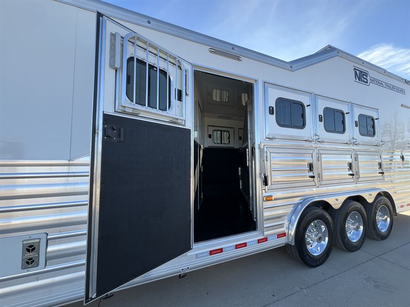 2026 Cimarron 4 horse side load with 16' outlaw conversions