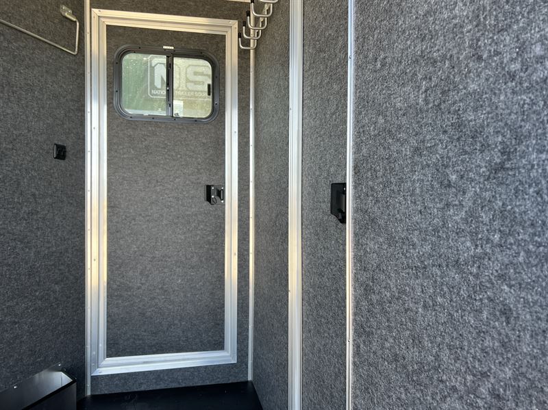 2026 smc patriot 14' livestock 13' living quarters