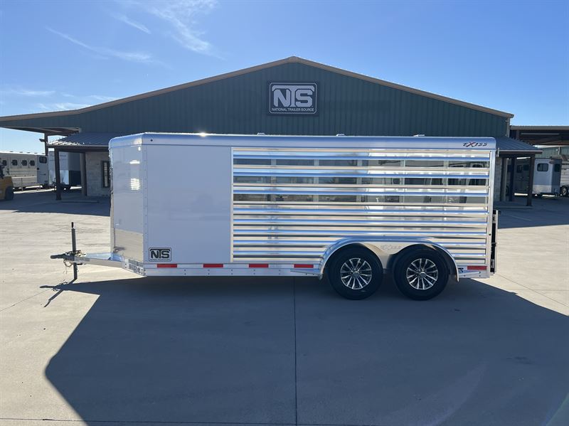 2026 Exiss 6 pen livestock bumper pull trailer