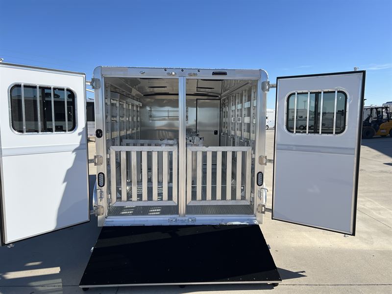 2026 Exiss 6 pen livestock bumper pull trailer