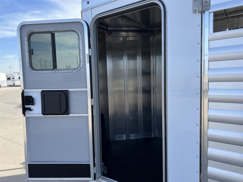 2026 Exiss 16' livestock bumper pull trailer