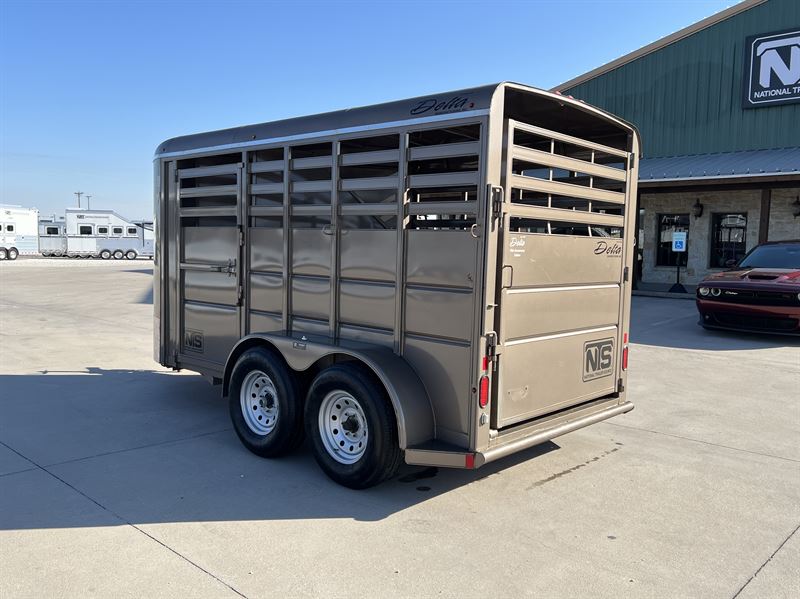 2021 Delta 2 horse bumper pull trailer