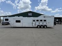 2025 4 horse Cimarron 4 Horse Side Load with 18' Outlaw Conversions