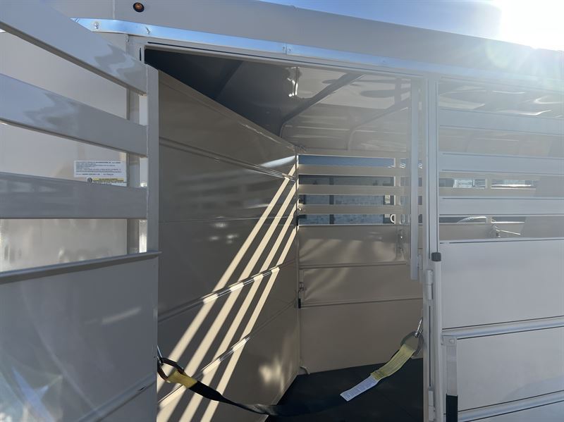 2026 Delta 3 horse bumper pull trailer