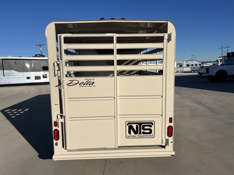 2026 Delta 3 horse bumper pull trailer