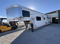 2026 4 horse Lakota Trailers Charger 4 Horse 13' Living Quarters