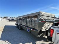 2018 Stock horse Gooseneck 28' Livestock Gooseneck Trailer
