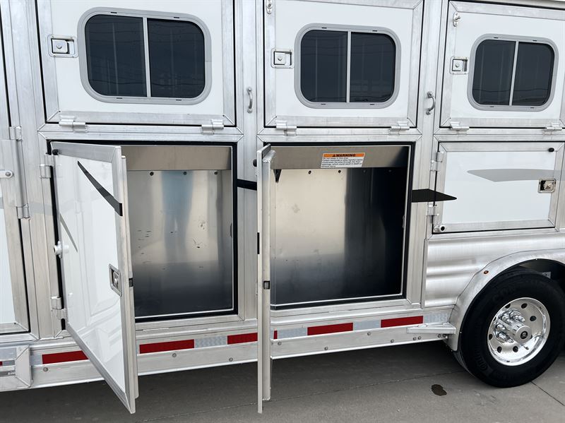 Trailer Image