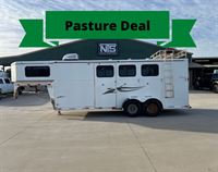 2006 3 horse Titan 3 Horse Gooseneck Trailer