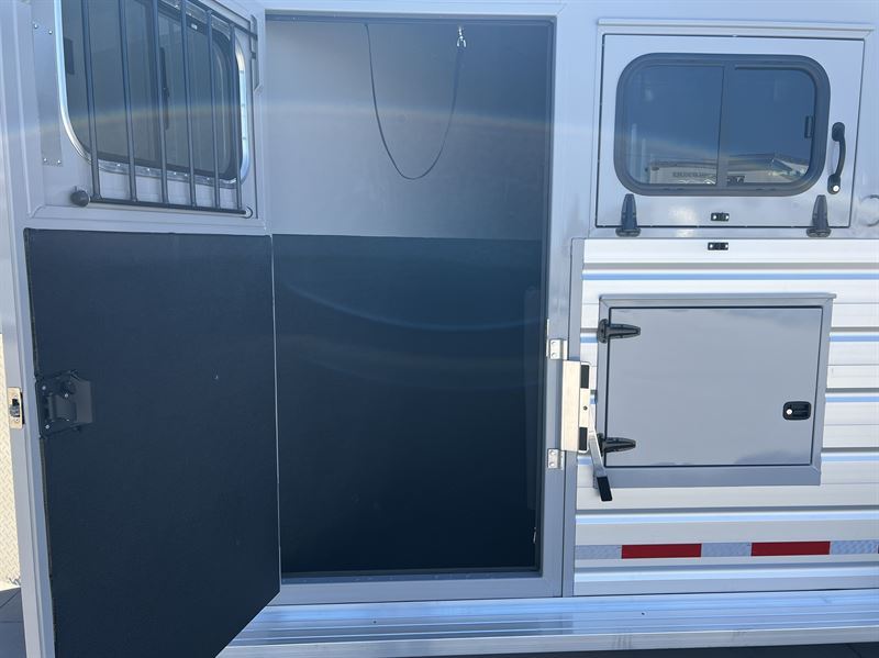 Trailer Image