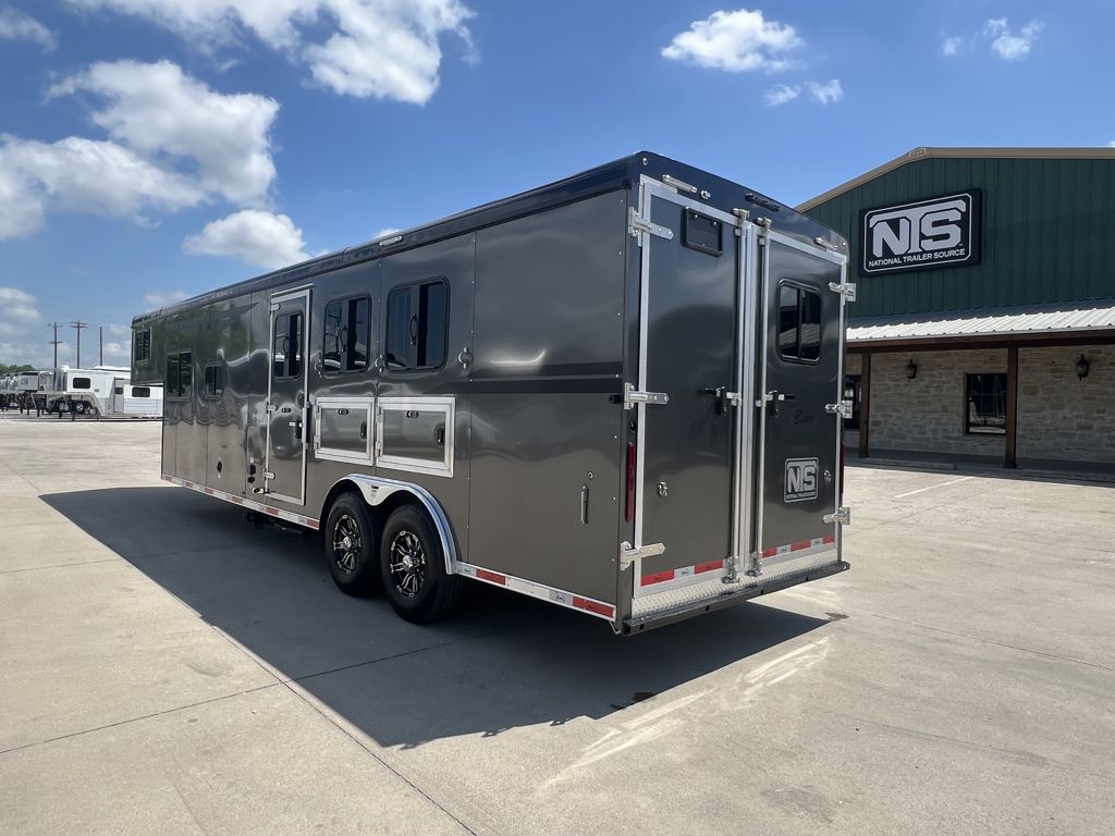 2026 Bison ranger 3 horse 11' living quarters