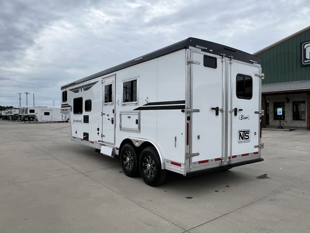 2026 Bison silverado 2 horse 9' living quarters
