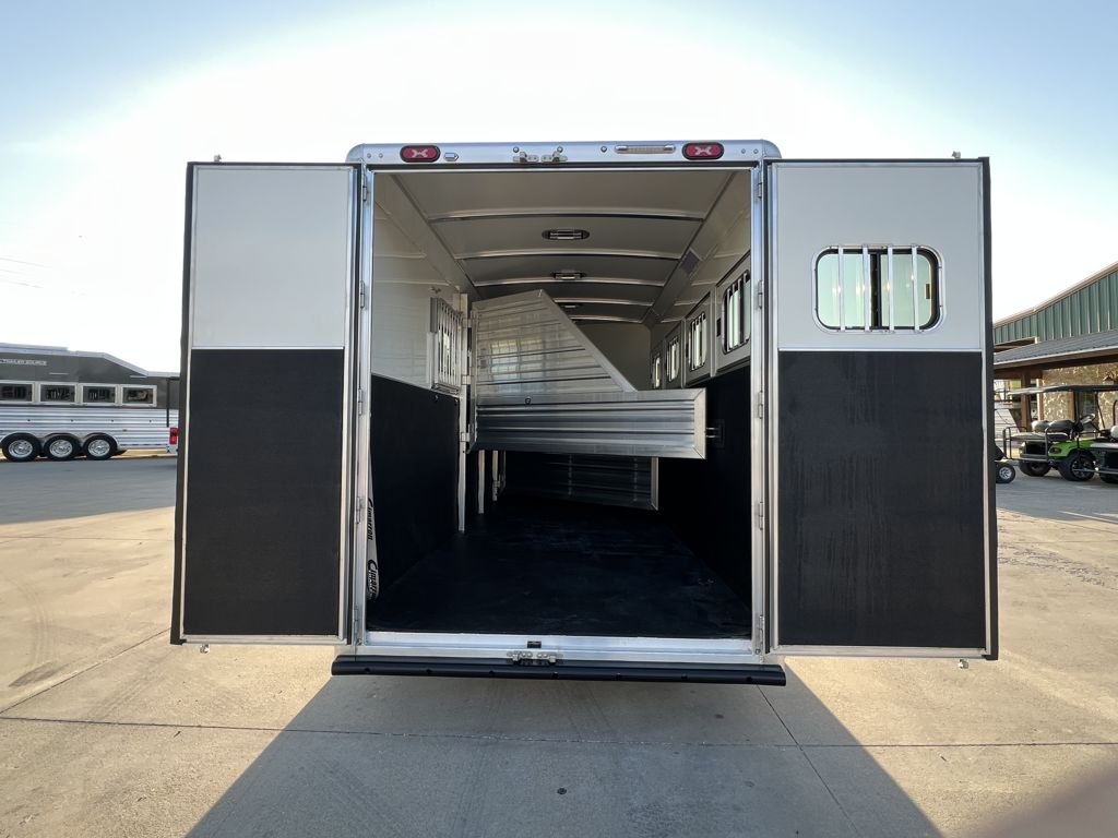 2026 Cimarron 4 horse gooseneck trailer