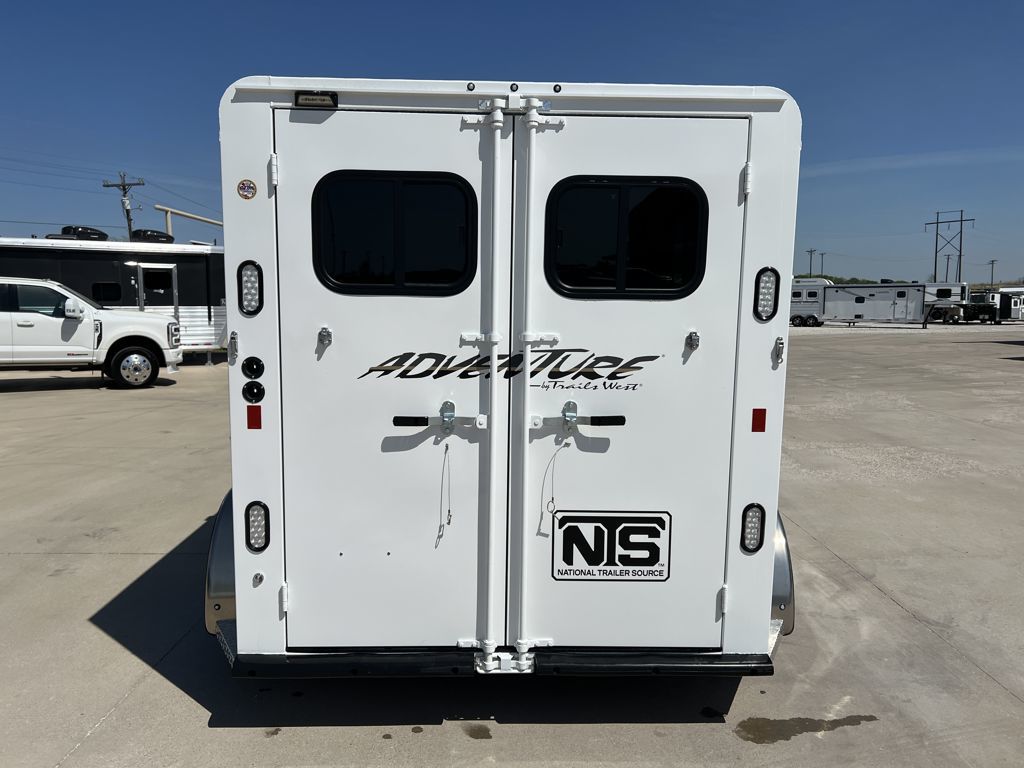 2026 Trails West 2 horse bumper pull trailer