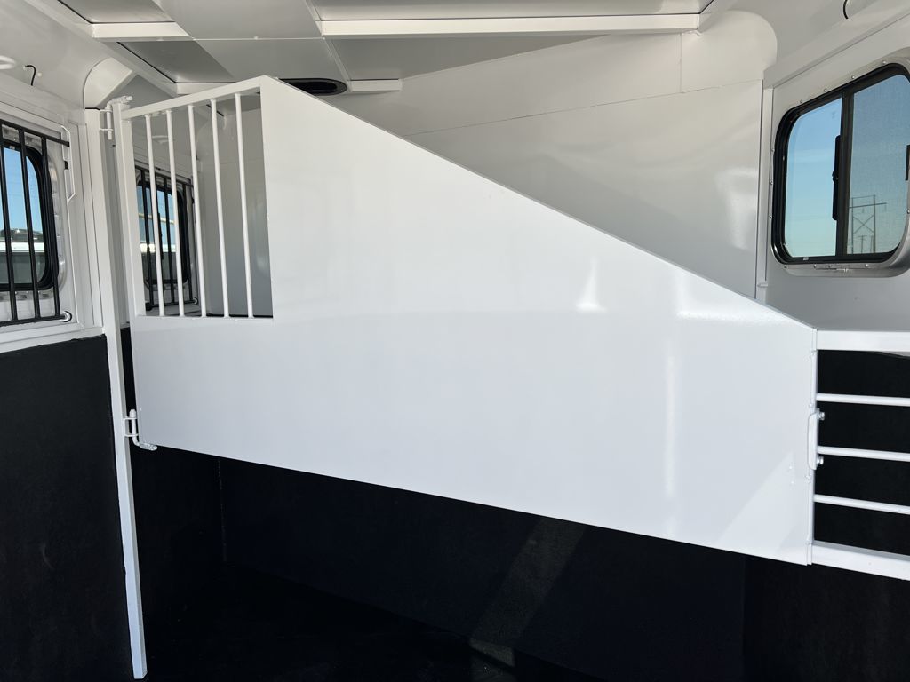 2026 Trails West 2 horse bumper pull trailer