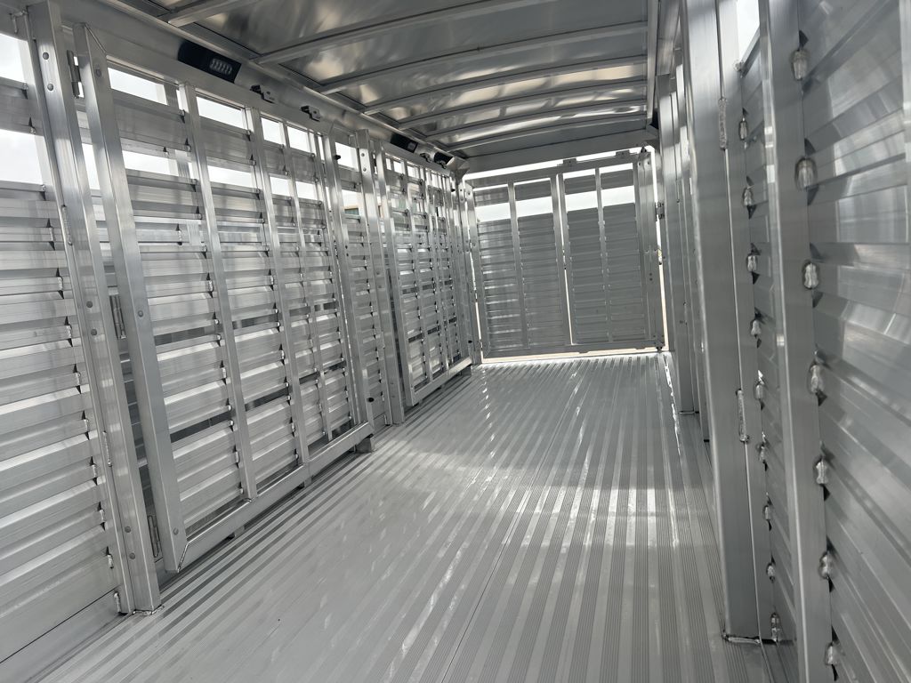 2026 Exiss 24' livestock gooseneck trailer