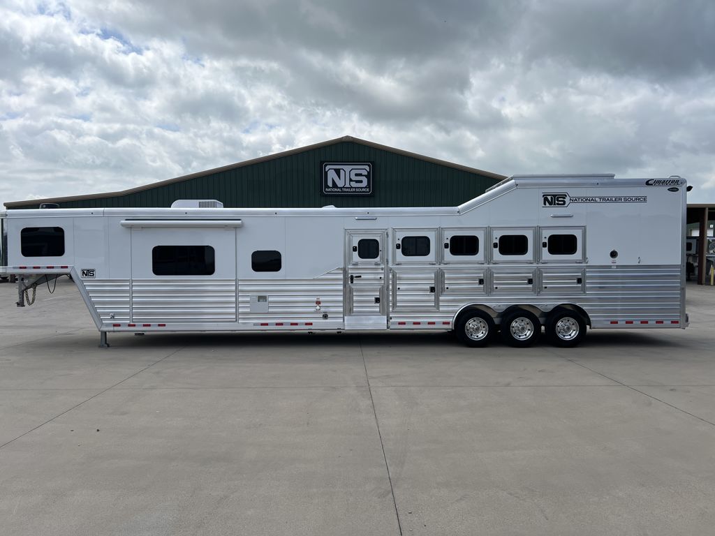 2026 Cimarron 5 horse side load with 15'11" outlaw conversions