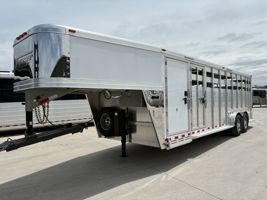 2025 Stock horse Twister 24' Livestock Gooseneck Trailer
