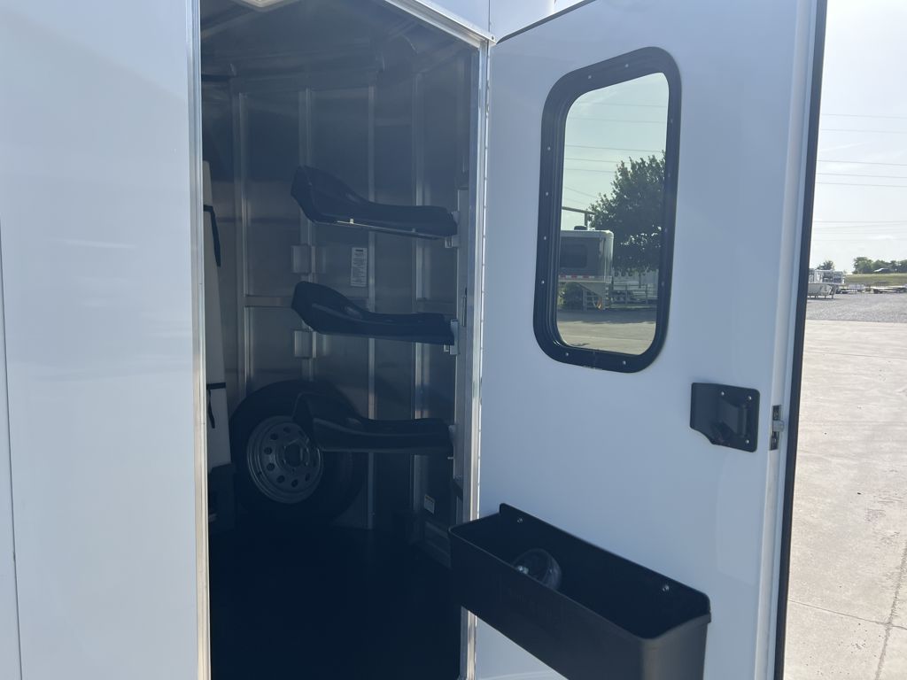 Trailer Photo 7