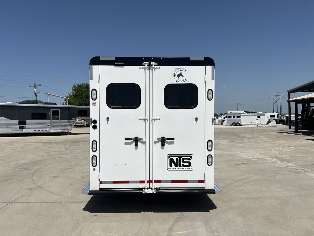 Trailer Photo 4