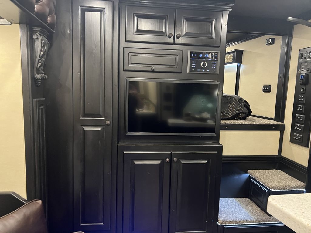 Trailer Photo 18