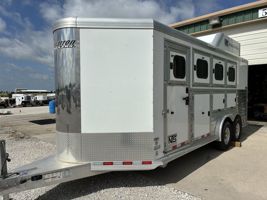 2025 4 horse Cimarron 4 Horse Slant Load Bumper Pull Trailer