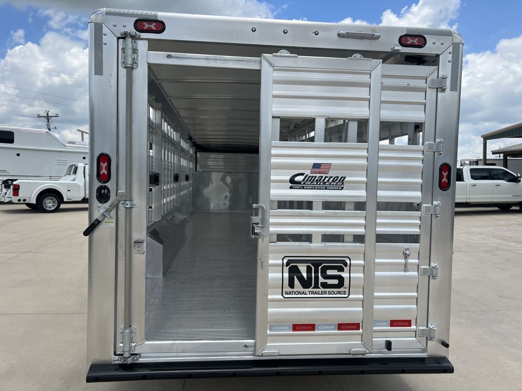 Trailer Photo 3