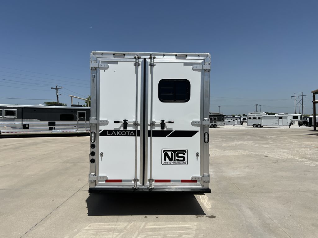 Trailer Photo 4