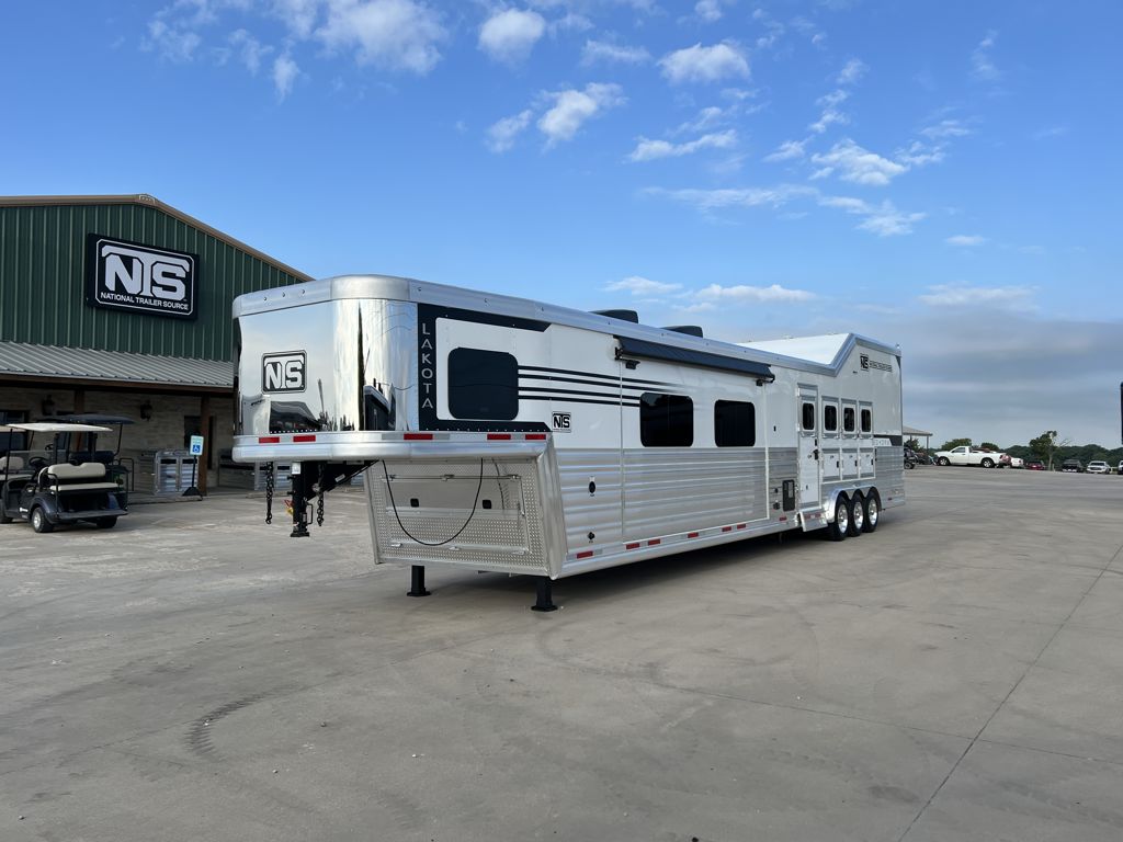 Trailer Photo 2