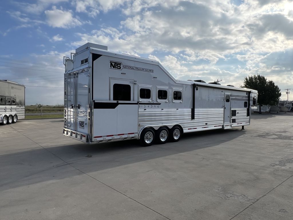 Trailer Photo 7