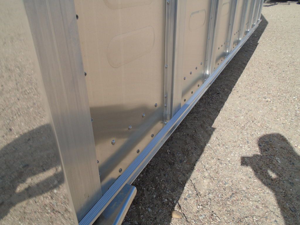 Trailer Photo 19