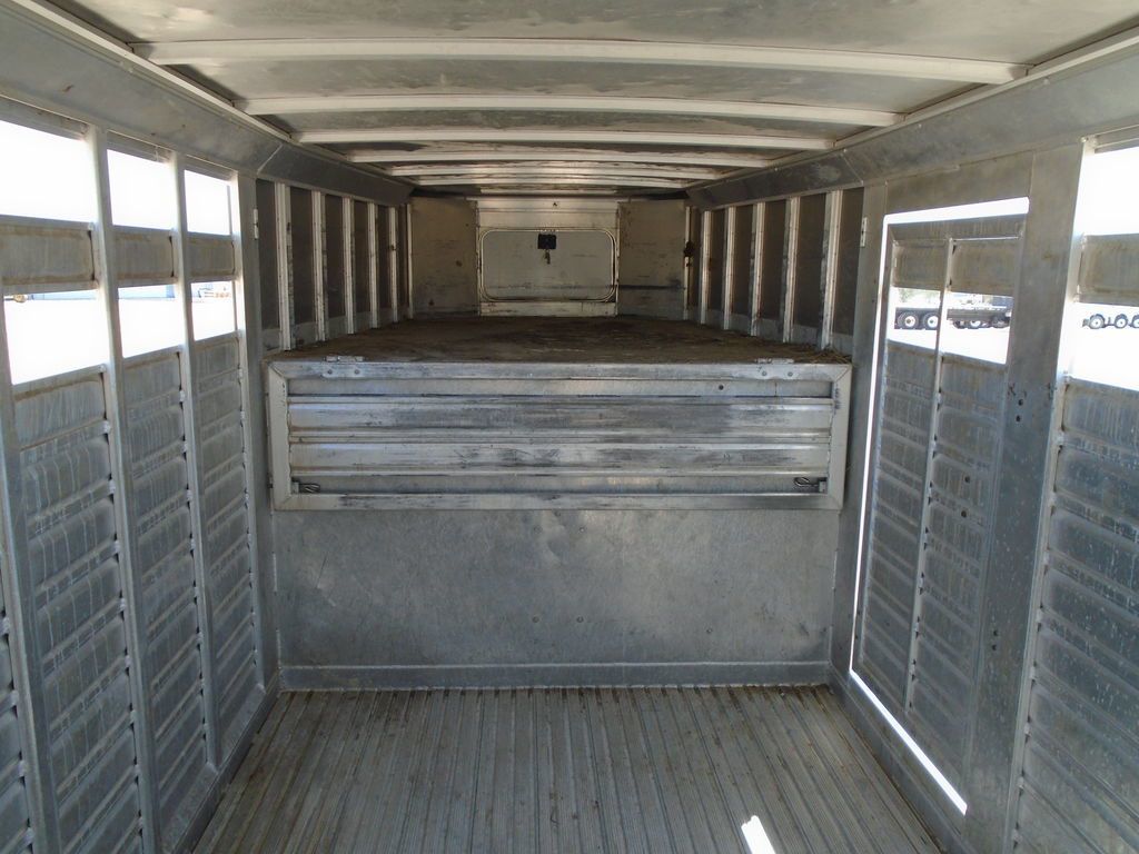 Trailer Photo 9