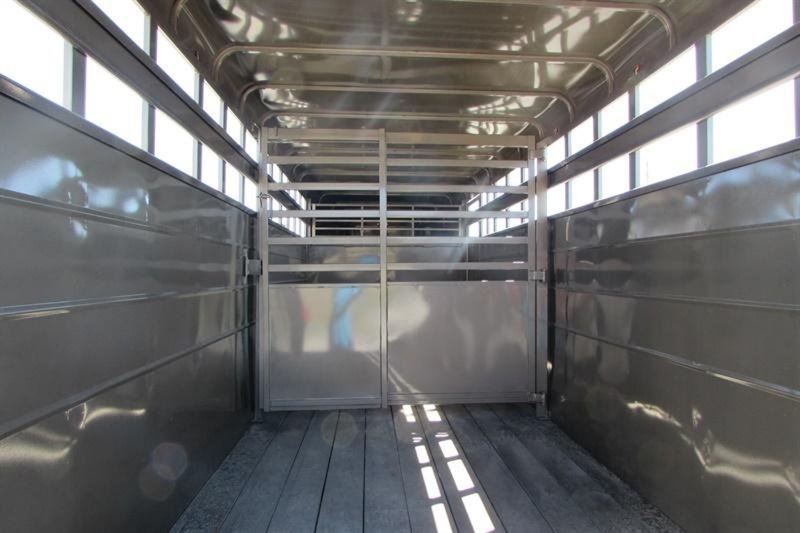 Trailer Photo 10