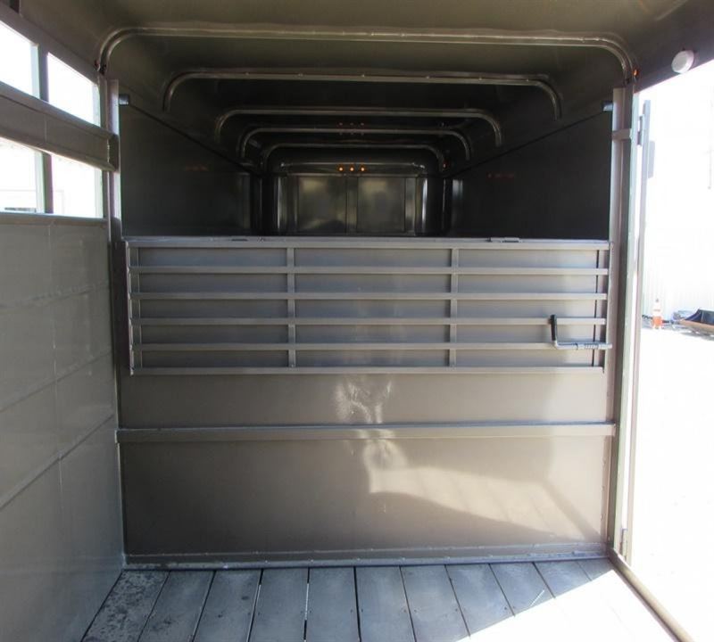Trailer Photo 5