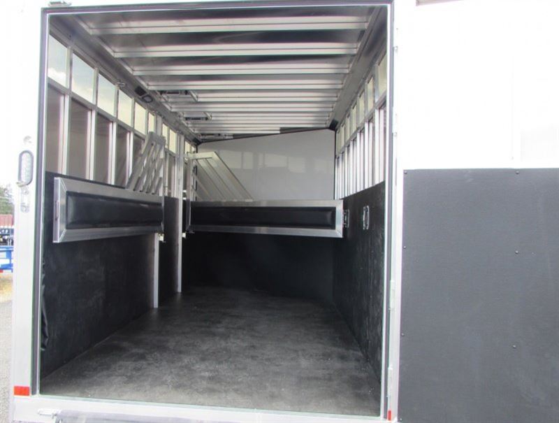 Trailer Photo 6
