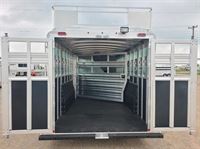 2024 Platinum Coach 26' stock combo 7'6" wide..the perfect trailer