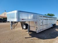 2024 Platinum Coach 32' stock trailer 8 wide with 3-7,200# axles