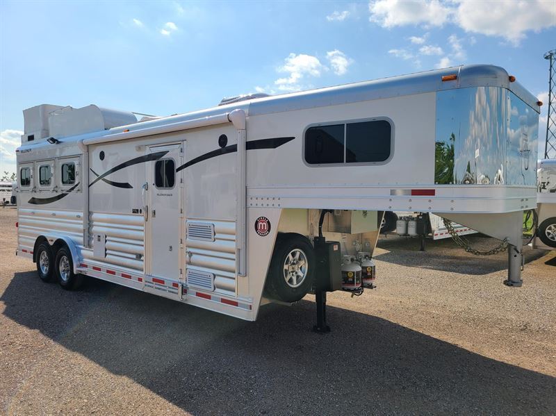 2024 Platinum Coach outlaw 3hgn w/ 8'10" sw outlaw generator