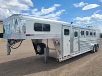 2026 5 horse Platinum Coach SIDE TACK and Drop Down Windows!!!