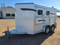 2025 2 horse Platinum Coach 2HBP with MANGERS 16" tires & wheels