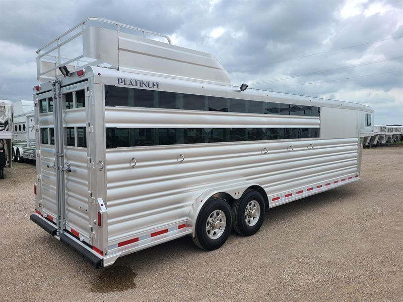 2026 Platinum Coach 26' stock combo 7'6" wide..the perfect trailer